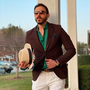 Sport coat in chocolate brown 🤎 in very good condition size 42&44 slim regular